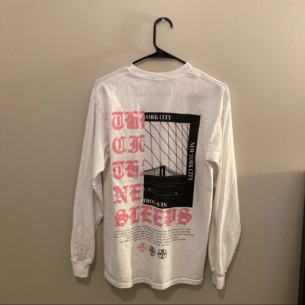NYC Long Sleeve T-shirt Boohoo Man Medium